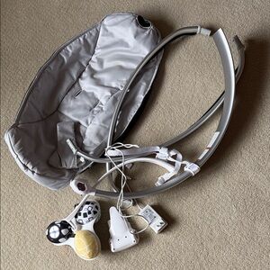 4moms bassinet pieces